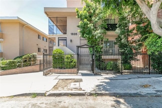 1835 Alexandria Ave Unit 2, Los Angeles, CA 90027
