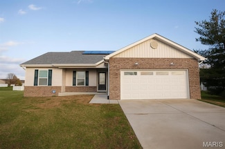 205 Eisenhower Blvd, Troy, IL 62294