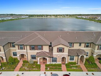 11305 W 34th Way, Hialeah, FL 33018