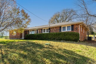 4245 S Windermere Ave, Springfield, MO 65804