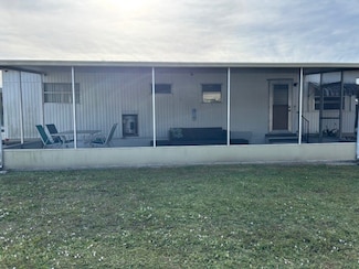 3223 N Lockwood Ridge Rd Unit 126, Sarasota, FL 34234