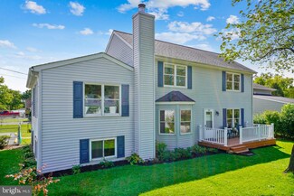 8202 Glen Ct, Jessup, MD 20794