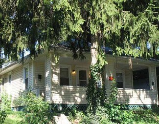 1317 N Adams St, South Bend, IN 46628