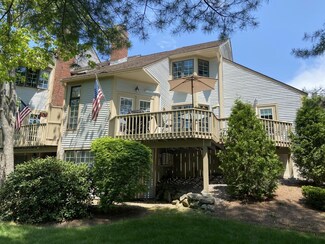 8 Windsor Square, Laconia, NH 03246