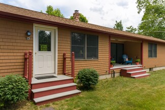 9 Intervale Ct, Harpswell, ME 04079
