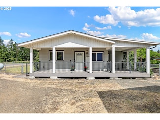 24298 Suttle Rd, Veneta, OR 97487