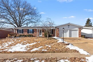 2551 Rhapsody Ln, Florissant, MO 63031