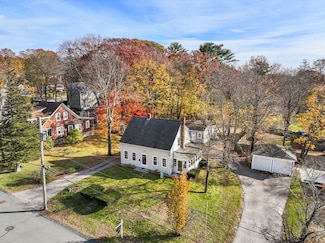 29 Broad St, Plainville, MA 02762