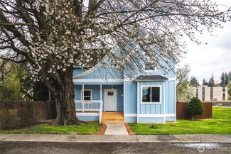 103 Milwaukee St, Mount Vernon, WA 98273