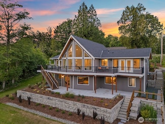 18162 Freedom Ln, Mount Vernon, WA 98274