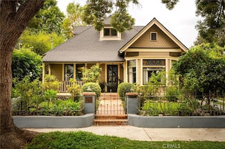 587 N Raymond Ave, Pasadena, CA 91103