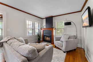 3317 Lake Shore Blvd, Wayzata, MN 55391