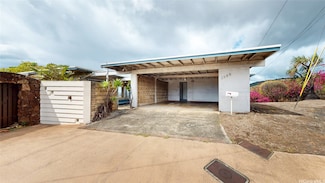 1588 Saint Louis Dr, Honolulu, HI 96816