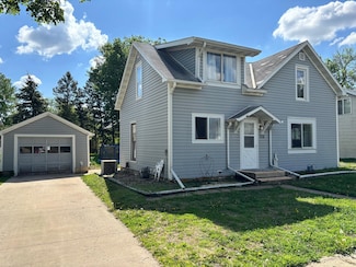 211 S Manyaska St, Sherburn, MN 56171