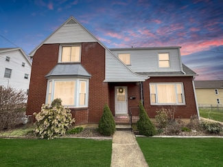 131 N 3rd St, Lehighton, PA 18235