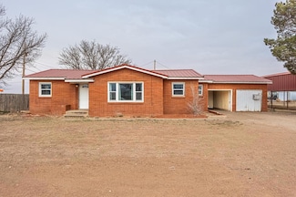 1204 Tinker St, Seagraves, TX 79359