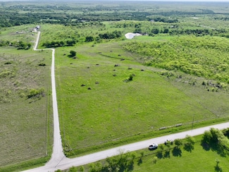 561 County Road 3320, Hubbard, TX 76648