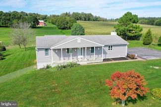 12249 Rockville Rd, Glen Rock, PA 17327