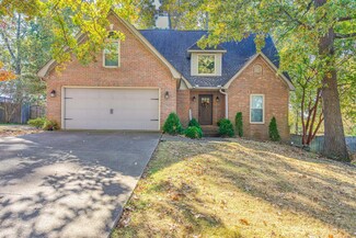 1714 Jackson Ave, Muscle Shoals, AL 35661
