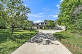 1501 Bluebonnet Dr, College Station, TX 77845