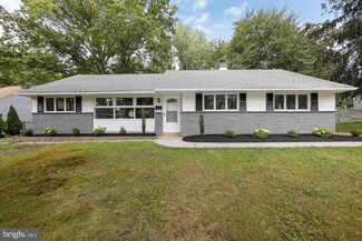 105 Ramble Rd, Cherry Hill, NJ 08034