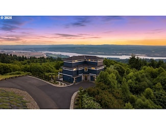 1016 Varsity Rd, Kalama, WA 98625