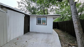 101 S Lockhart St Unit C, Manor, TX 78653