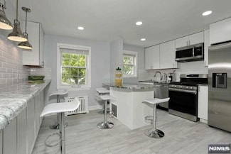 100 Huguenot Ave Unit 6B, Englewood, NJ 07631