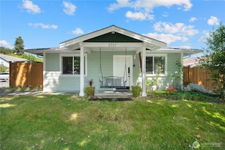 1717 E 42nd St, Tacoma, WA 98404