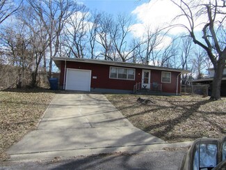 4044 Cranberry Ln, Saint Louis, MO 63121
