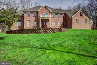 14 Benedek Rd, Princeton, NJ 08540