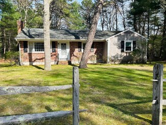 36 Bennets Neck Dr, Pocasset, MA 02559