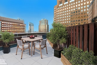 365 Bridge St Unit 17G, Brooklyn, NY 11201