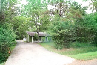 11677 Creek Gate Rd, Conroe, TX 77385