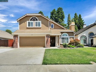913 Cedar Brook Ln, Vacaville, CA 95687