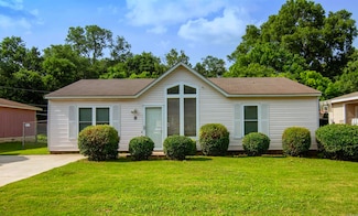 8 Goodwin Cir, North Little Rock, AR 72117