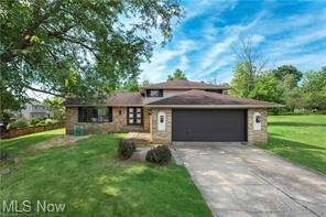 9320 Douglas Ct, North Royalton, OH 44133