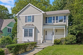 119 Brambach Rd, Scarsdale, NY 10583
