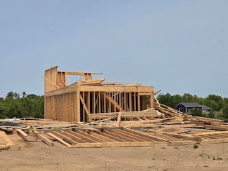 54755 30th St, Paw Paw, MI 49079