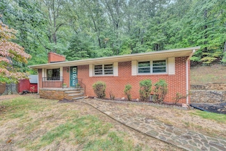 2722 Yellow Mountain Rd SE, Roanoke, VA 24014