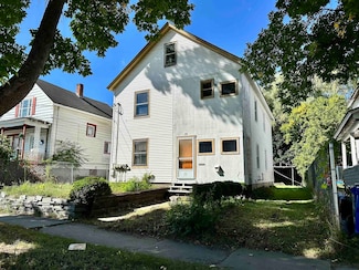 29 Hopkins St, Rutland, VT 05701