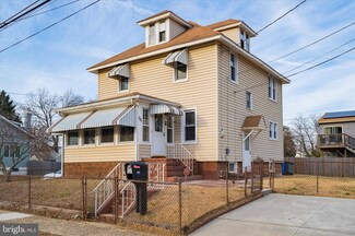 101 Walnut St, Westville, NJ 08093