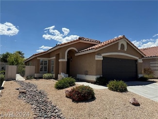 8229 W Gilmore Ave, Las Vegas, NV 89129