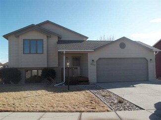 3015 Cadillac Dr, Rapid City, SD 57703