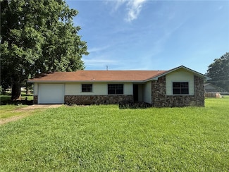 101 NE 15th St, Atkins, AR 72823