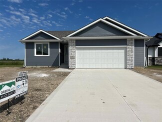 501 Fireside Dr NW, Bondurant, IA 50035