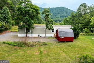 1281 Lawrence Smith Rd, Hayesville, NC 28904