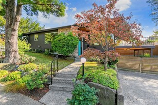 3801 W Bertona St, Seattle, WA 98199