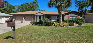 1564 Crown St, Clearwater, FL 33755
