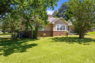 711 Westwood Ave, Jackson, TN 38301
